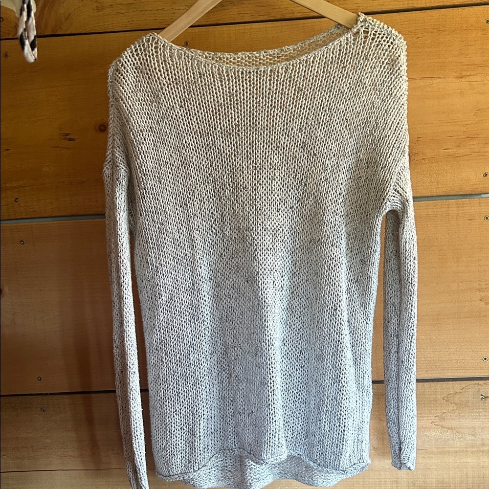 Abercrombie & Fitch Oversized Light Gray Knit Sweater